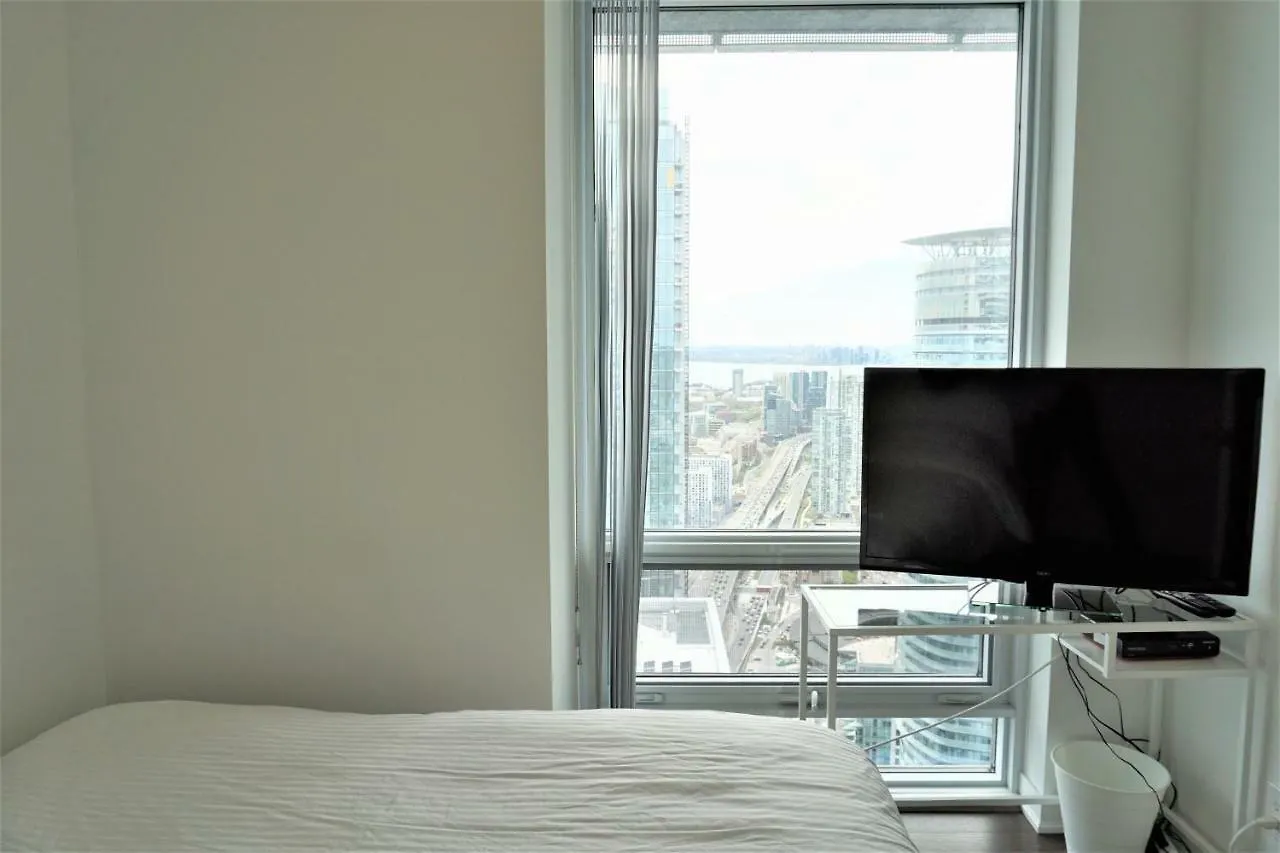 Presidential Suite Heart Of Downtown With Stunning View Toronto Canada